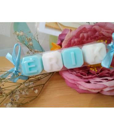 Jabón nombre 4  letras