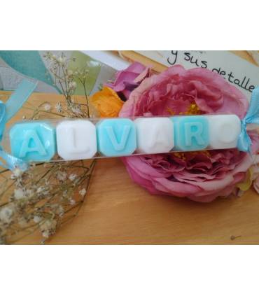 Jabón nombre 6  letras