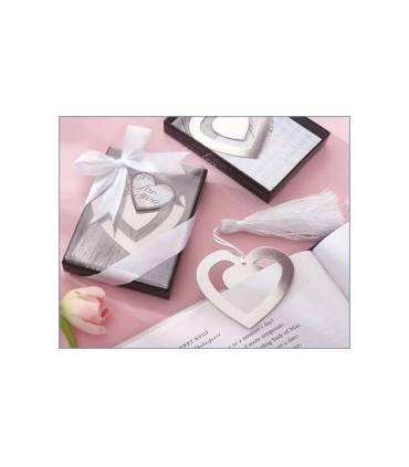 Elegante punto de libro corazon en cajita con lazo